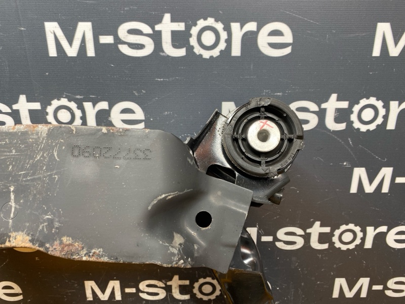 Балка поперечная (подрамник), 1500 рублей, Красноярск