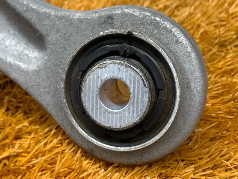 Рычаг подвески нижний, 1000 рублей, Красноярск