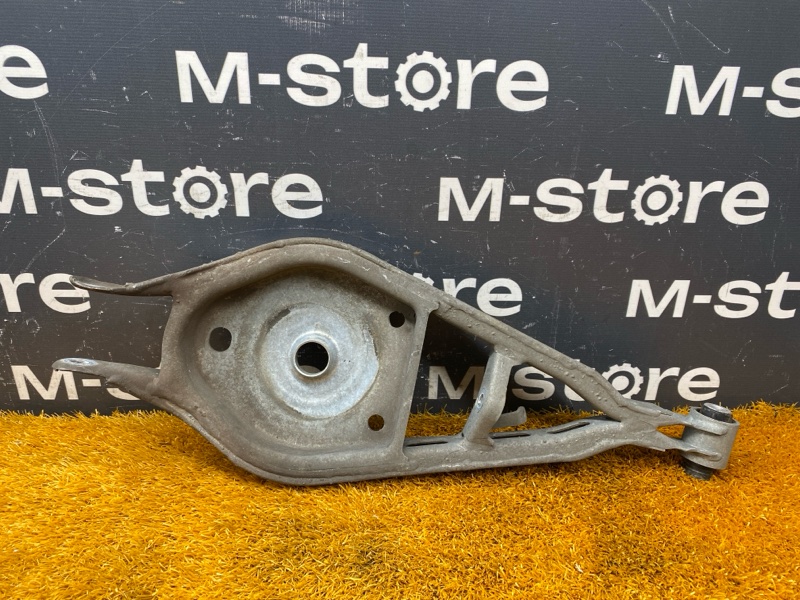 Рычаг подвески верхний, 1000 рублей, Красноярск