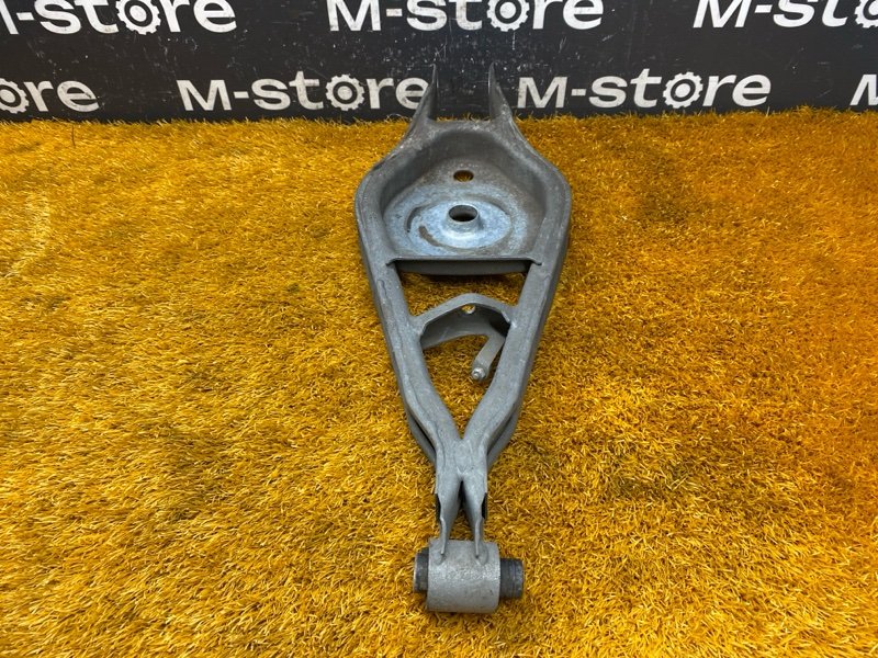 Рычаг подвески верхний, 1000 рублей, Красноярск