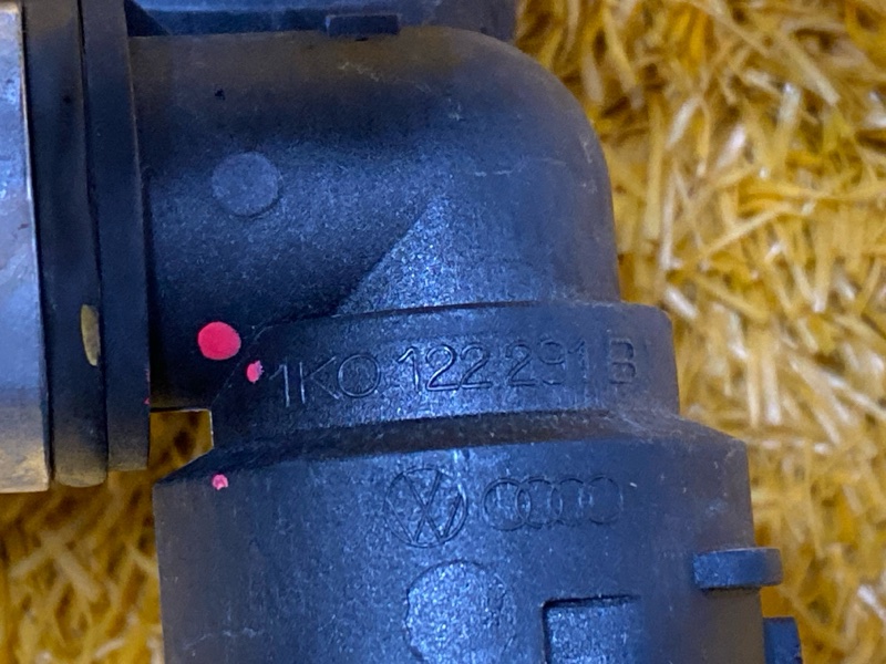 Патрубок системы охлаждения, 200 рублей, Красноярск