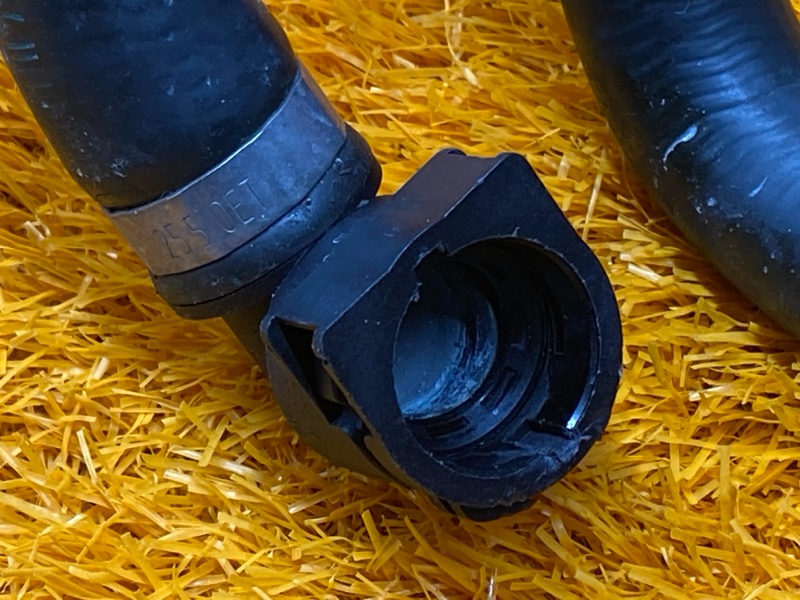 Патрубок системы охлаждения, 300 рублей, Красноярск