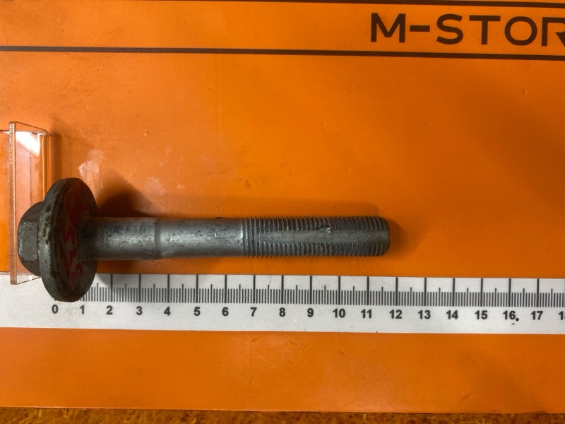 Болт развальный, 1000 рублей, Красноярск