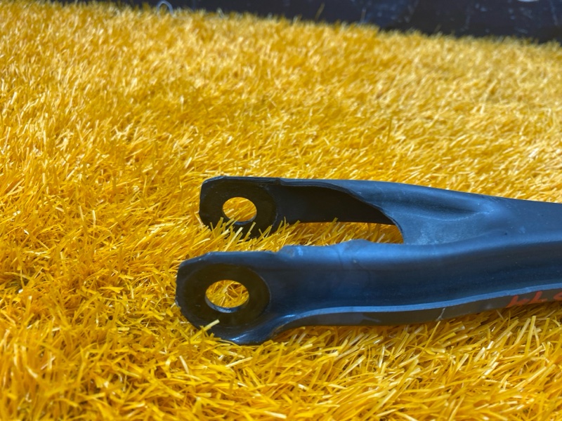 Рычаг подвески нижний, 1000 рублей, Красноярск