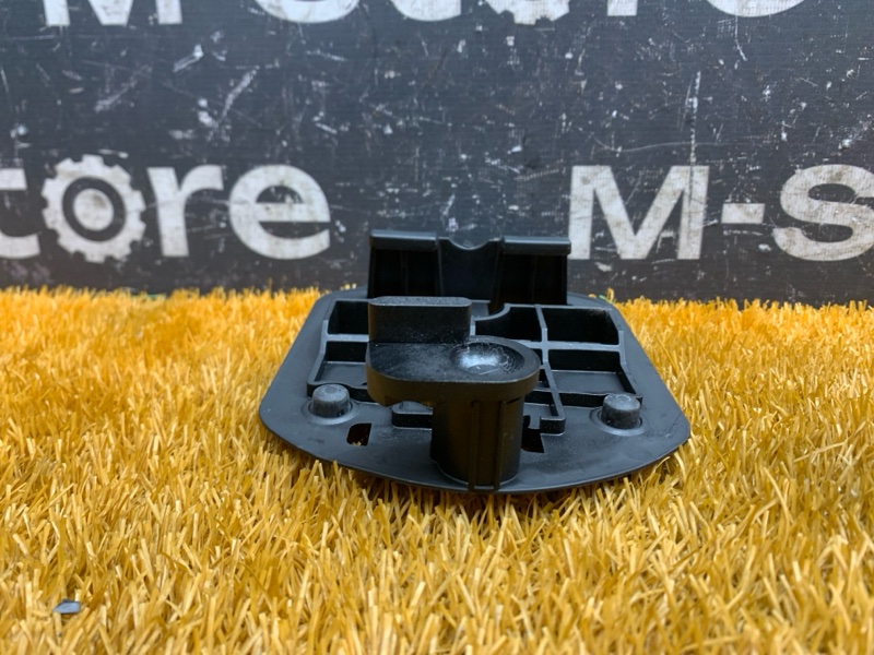 Крепление аварийного знака, 200 рублей, Красноярск