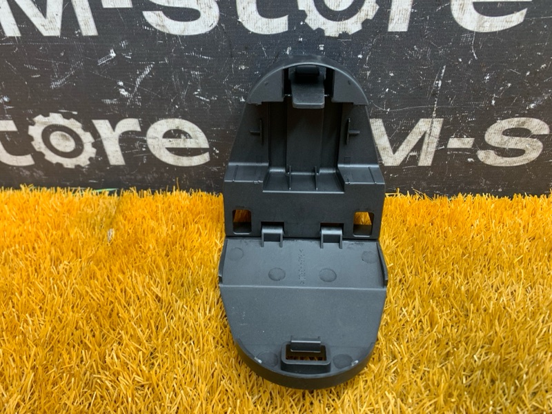 Крепление аварийного знака, 700 рублей, Красноярск