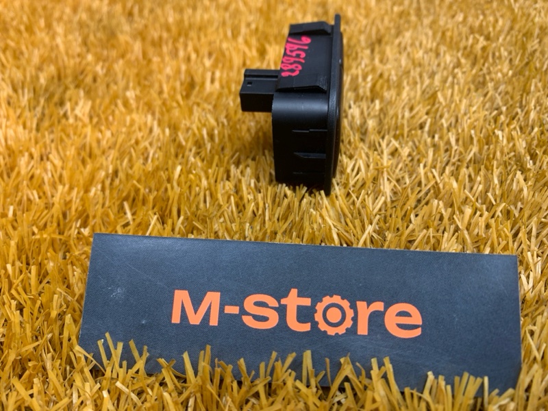 кнопка закрывания багажника, 1000 рублей, Красноярск