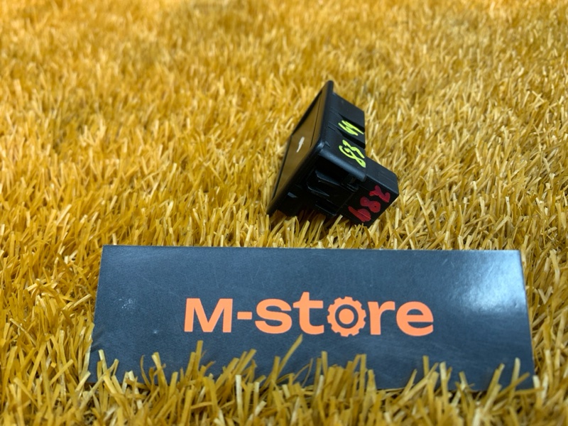 кнопка закрывания багажника, 1000 рублей, Красноярск