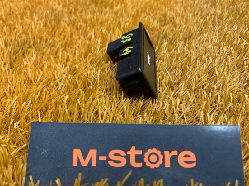 кнопка закрывания багажника, 1000 рублей, Красноярск