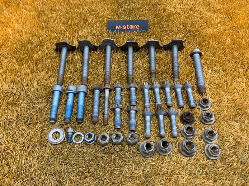 Болты и гайки задней подвески, 1000 рублей, Красноярск