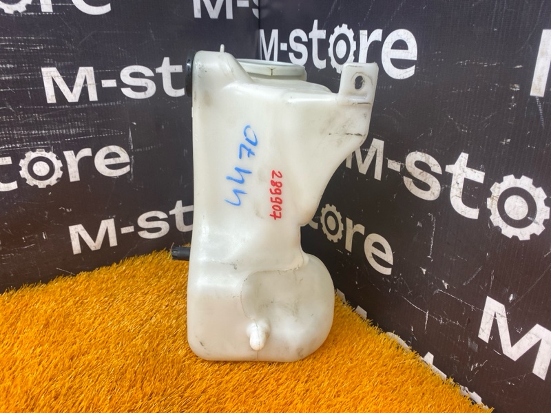 Бачок омывателя, 2000 рублей, Красноярск