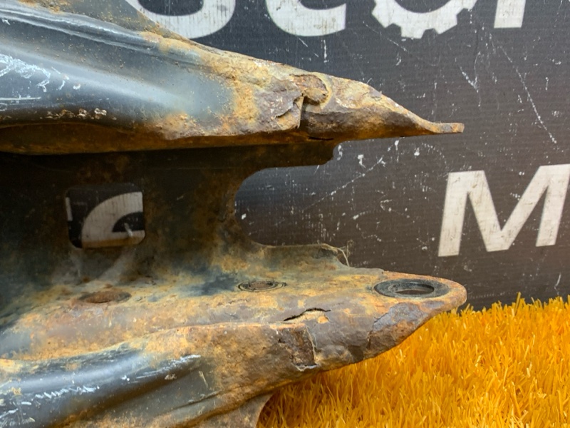 Рычаг подвески нижний, 1000 рублей, Красноярск