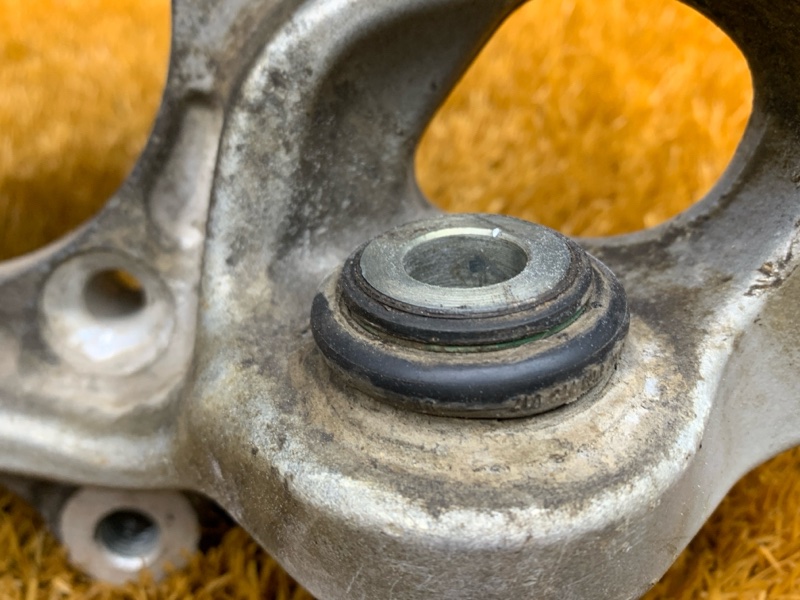 кулак поворотный, 500 рублей, Красноярск