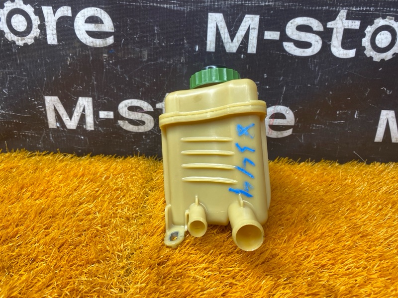 бачок гидроусилителя, 500 рублей, Красноярск