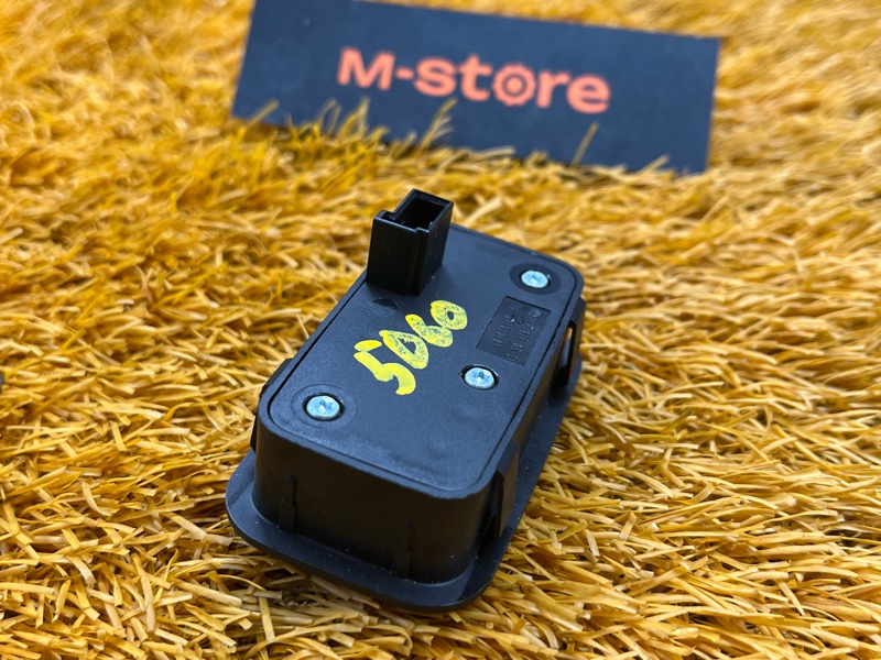 кнопка закрывания багажника, 1500 рублей, Красноярск