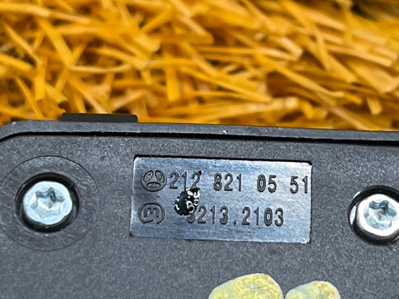 кнопка закрывания багажника, 1500 рублей, Красноярск