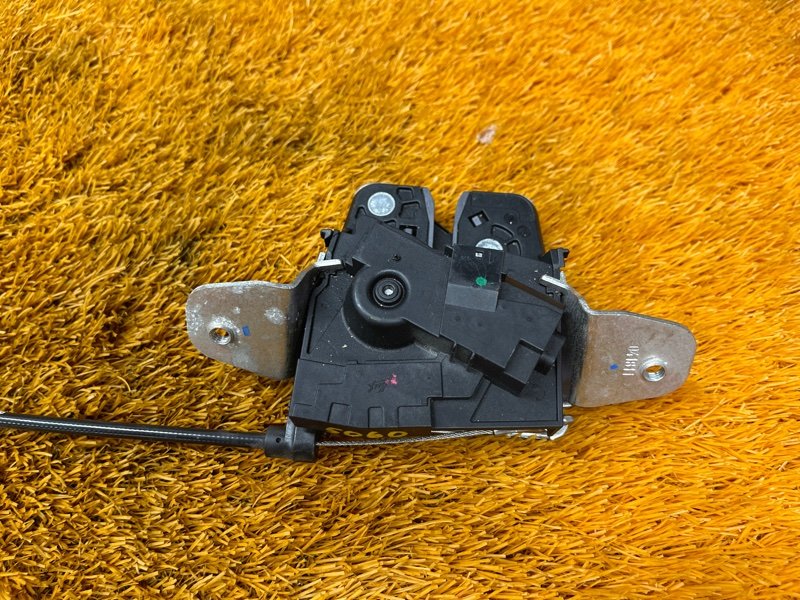 замок багажника, 10000 рублей, Красноярск