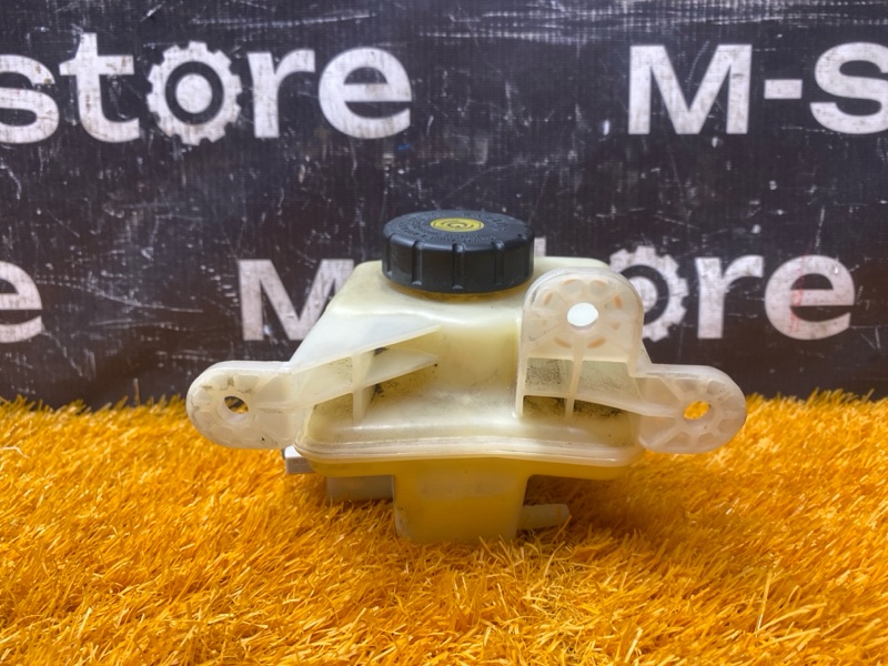 Бачок главного тормозного цилиндра, 1200 рублей, Красноярск