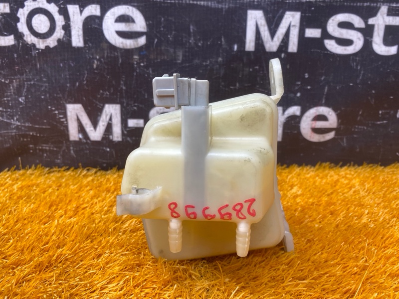 Бачок главного тормозного цилиндра, 1200 рублей, Красноярск