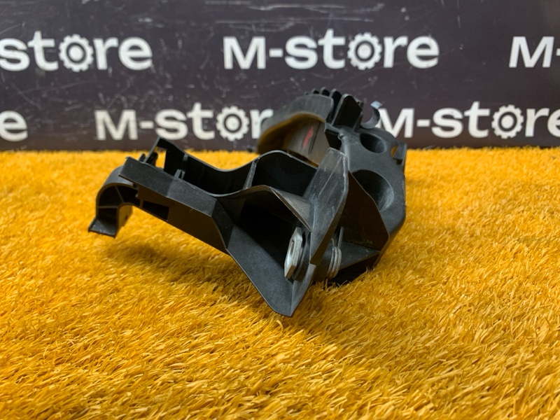 кронштейн фары, 2000 рублей, Красноярск