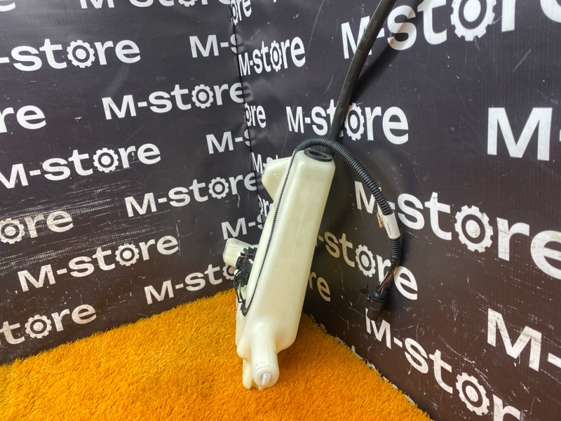 Бачок омывателя, 2000 рублей, Красноярск