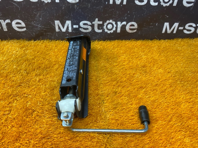 домкрат, 2500 рублей, Красноярск