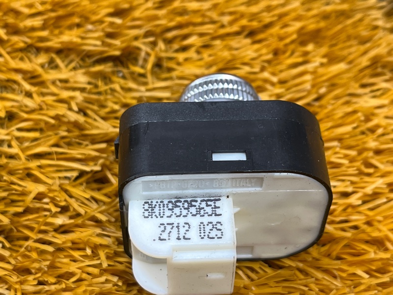 Кнопка регулировки зеркал, 800 рублей, Красноярск