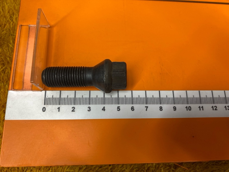 болт колесный, 1600 рублей, Красноярск