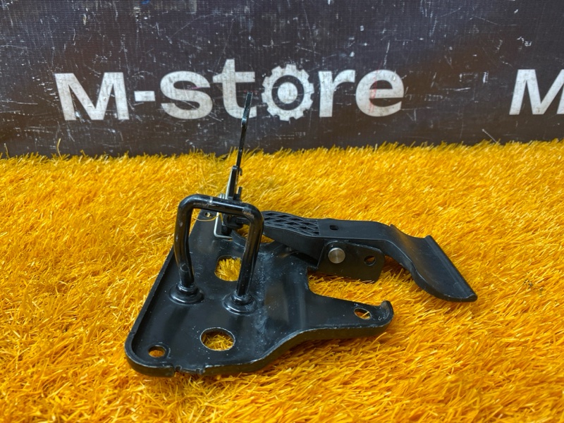 замок капота, 500 рублей, Красноярск