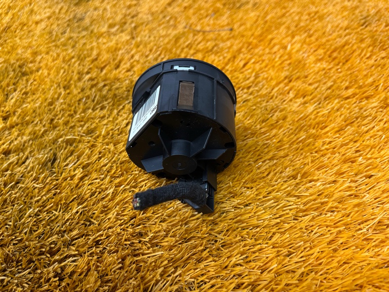 Переключатель света фар, 1000 рублей, Красноярск