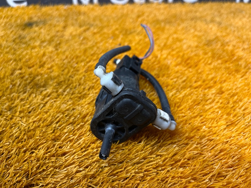 Мотор (насос) омывателя, 1000 рублей, Красноярск