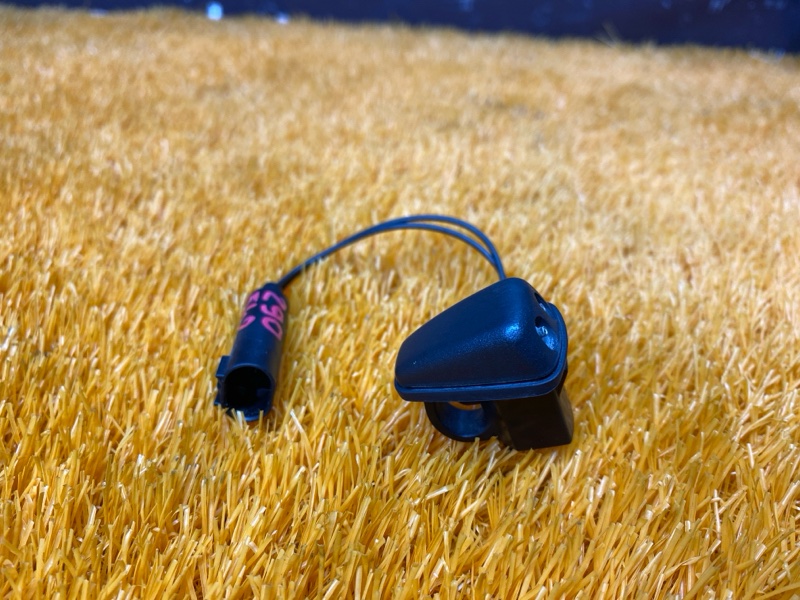 форсунка омывателя, 900 рублей, Красноярск