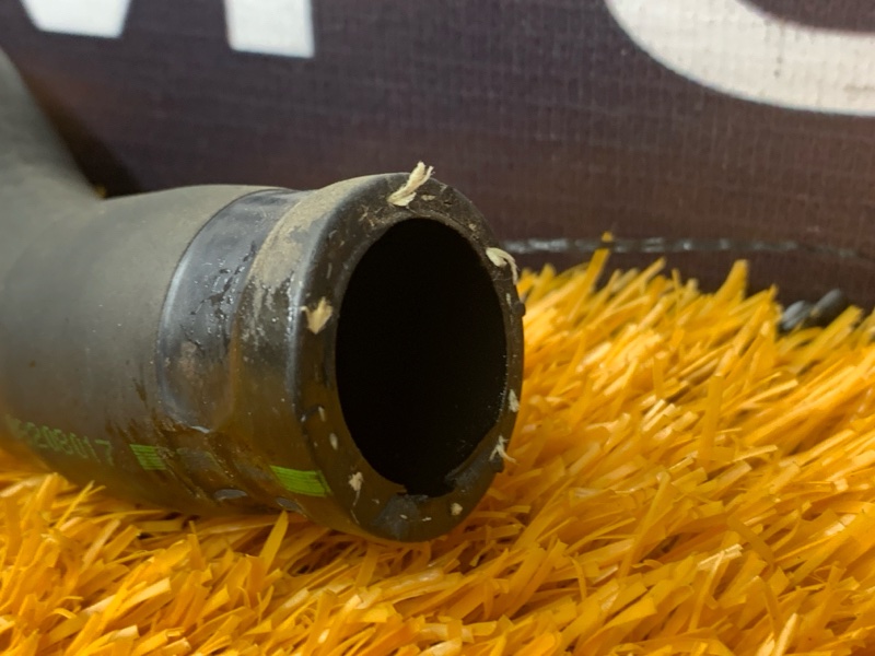 Патрубок системы охлаждения, 200 рублей, Красноярск