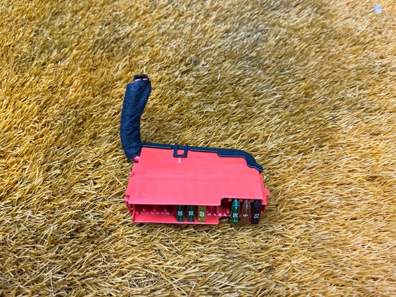 блок предохранителей, 500 рублей, Красноярск