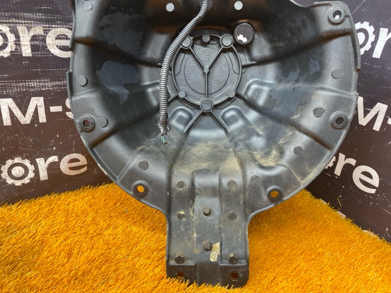 крепление запасного колеса, 1200 рублей, Красноярск