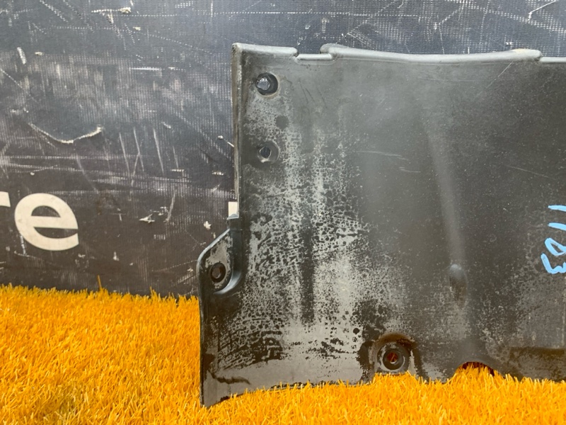 подкрылок, 2000 рублей, Красноярск