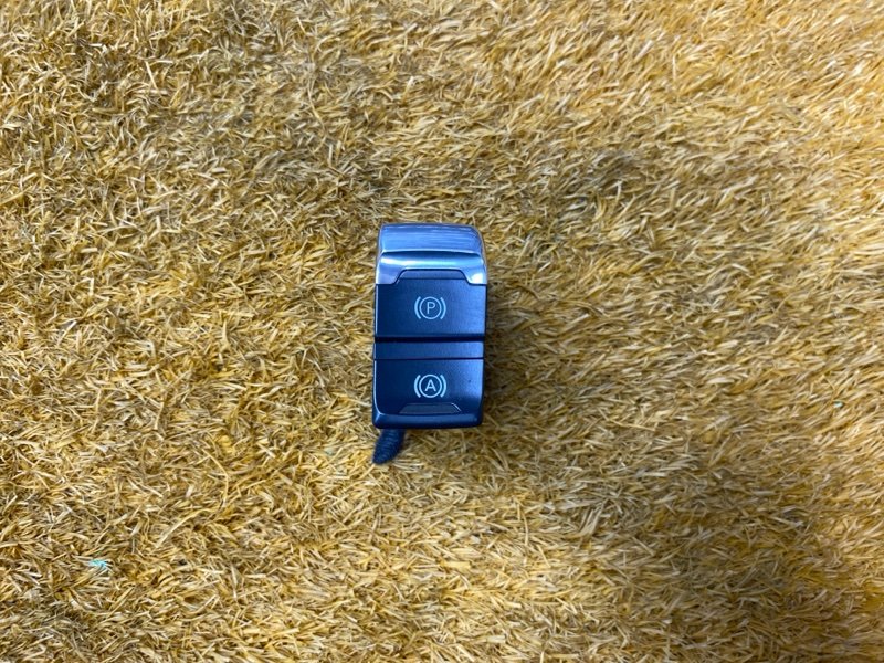 Кнопка стояночного тормоза, 500 рублей, Красноярск