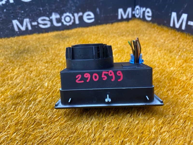 Переключатель света фар, 2000 рублей, Красноярск