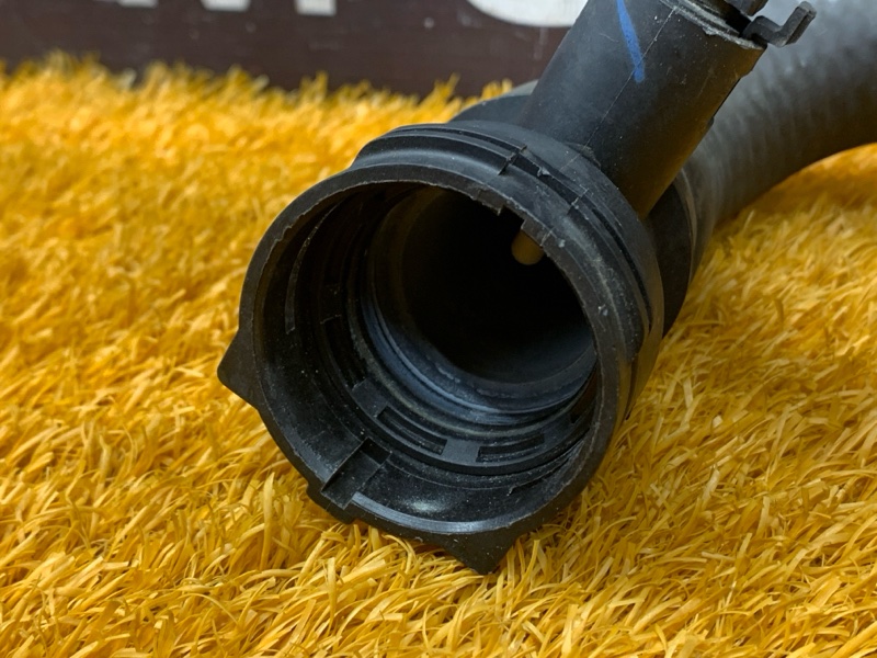 Патрубок радиатора нижний, 1800 рублей, Красноярск