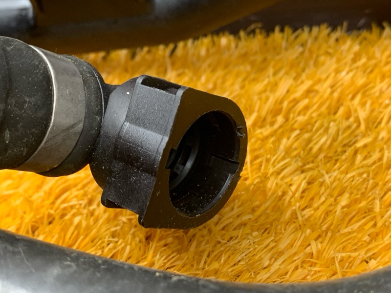 Патрубок системы охлаждения, 6000 рублей, Красноярск