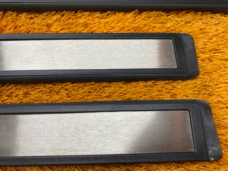 Накладка на порог салона, 2000 рублей, Красноярск