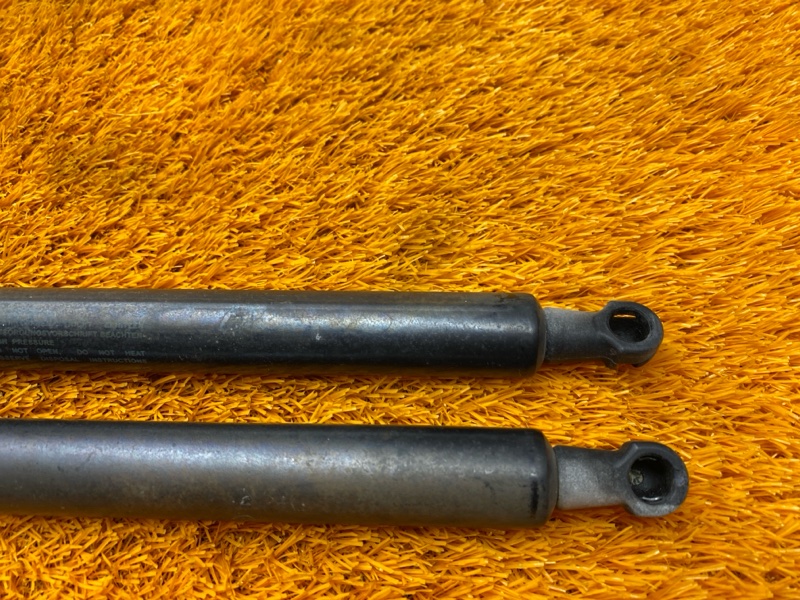 амортизатор багажника, 1000 рублей, Красноярск