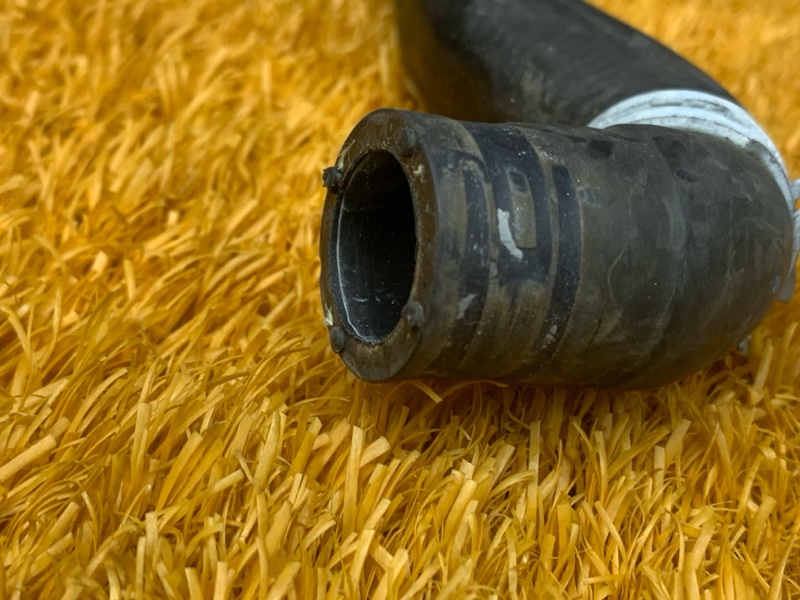 Патрубок системы охлаждения, 1500 рублей, Красноярск