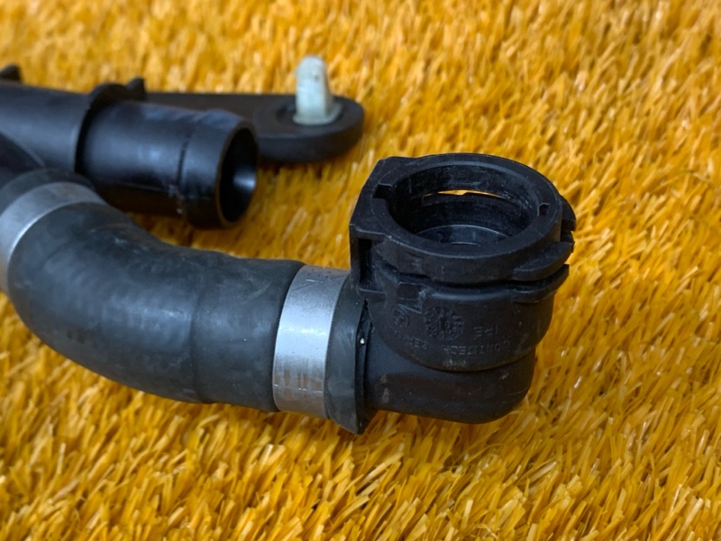 Патрубок системы охлаждения, 1500 рублей, Красноярск