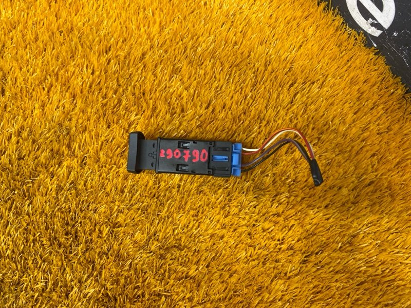 кнопка, 1000 рублей, Красноярск