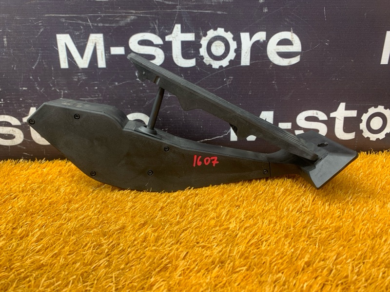 педаль газа, 500 рублей, Красноярск