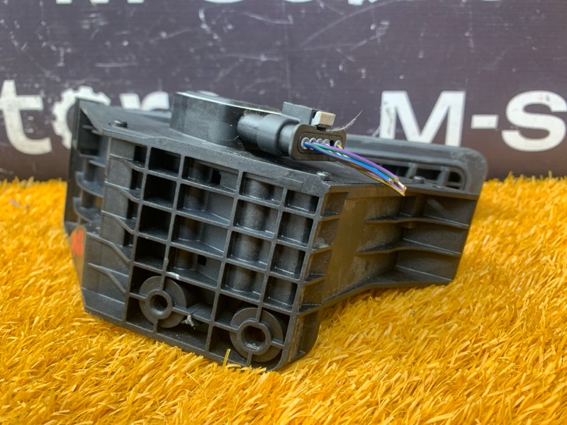 педаль газа, 2500 рублей, Красноярск