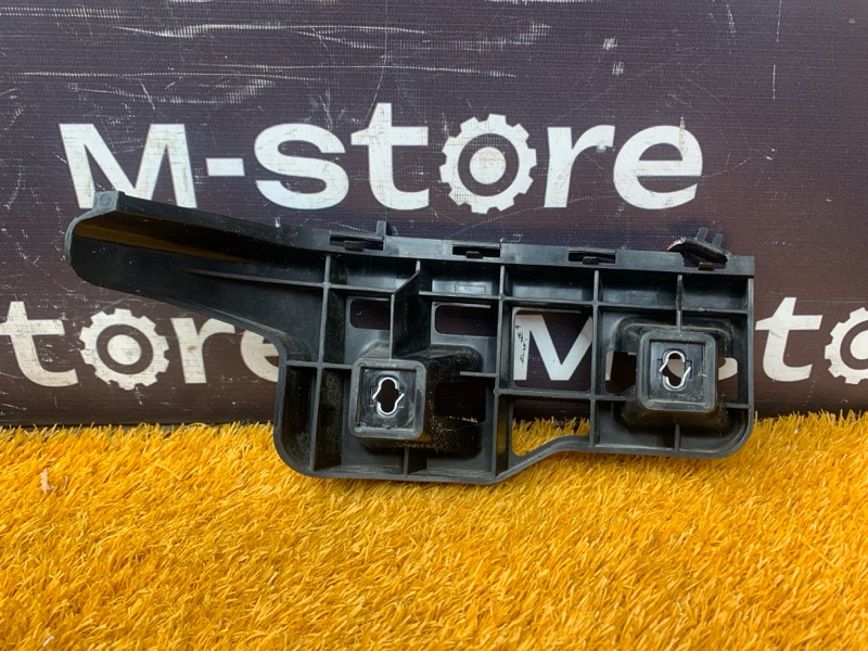 крепление бампера, 1000 рублей, Красноярск