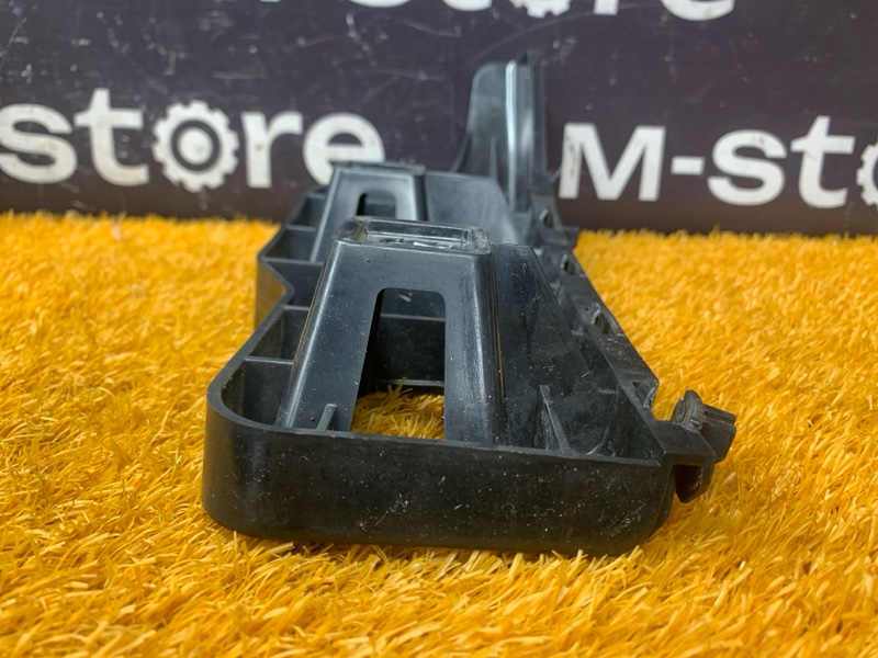 крепление бампера, 1000 рублей, Красноярск