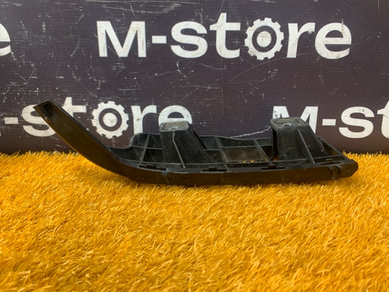 крепление бампера, 1200 рублей, Красноярск